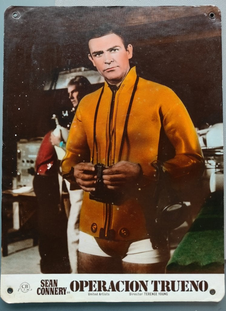james bond Spaanse Lobby card  hard karton 1965 Sean Connery, Verzamelen, Ophalen of Verzenden, Gebruikt, Film, Foto of Kaart