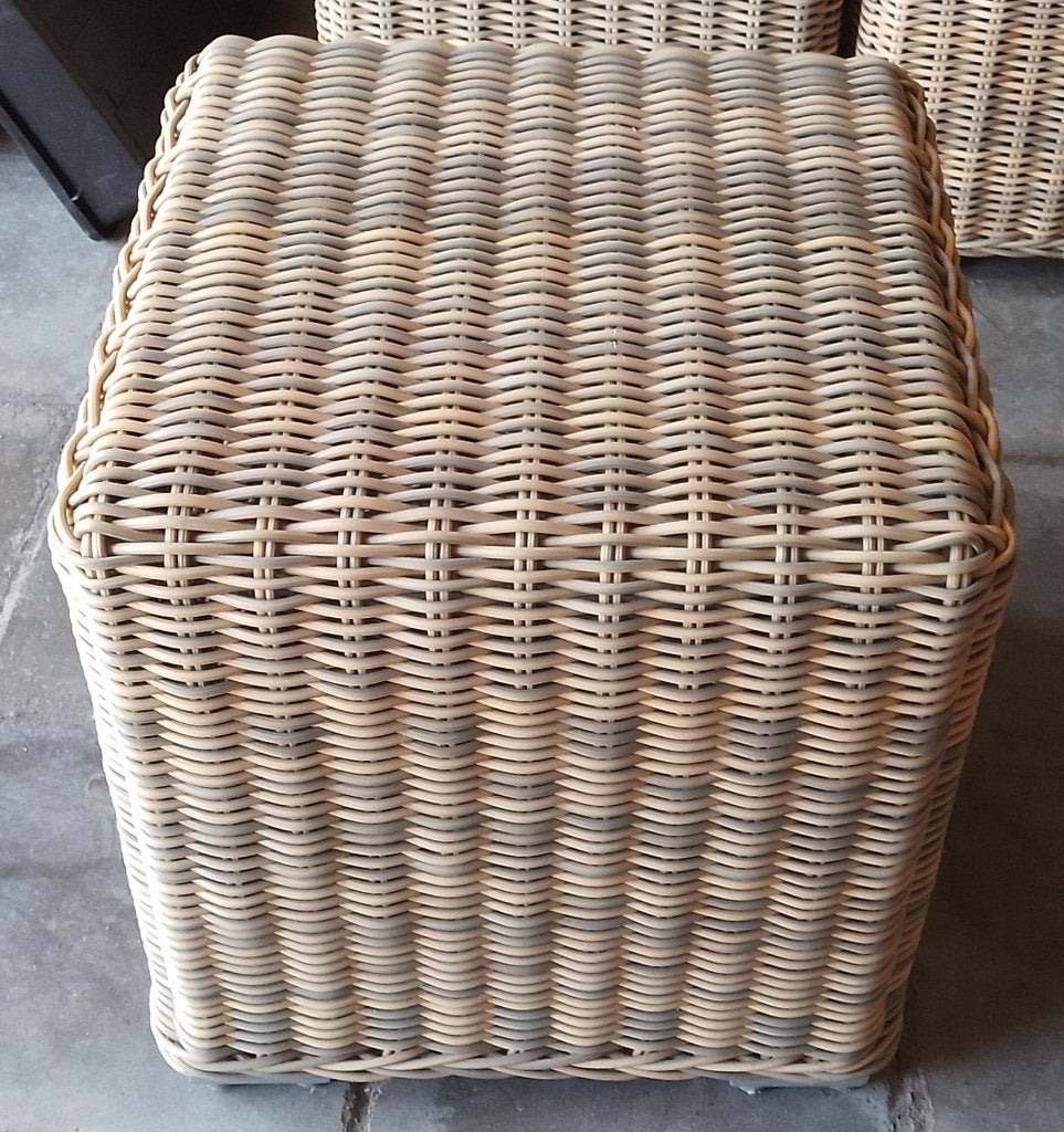 6 rotan zitjes zonder rugleuning – 2 foto’s, Enlèvement, Comme neuf, Rotin