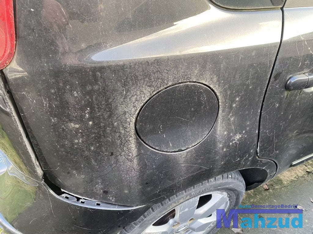 NISSAN NOTE Zwart Z11G tankklep 2005-2012, Takashima 1-chome 1-1
220-8686  Yokohama, NISSAN_SR@mail.nissan.co.jp, Nissan, Gebruikt