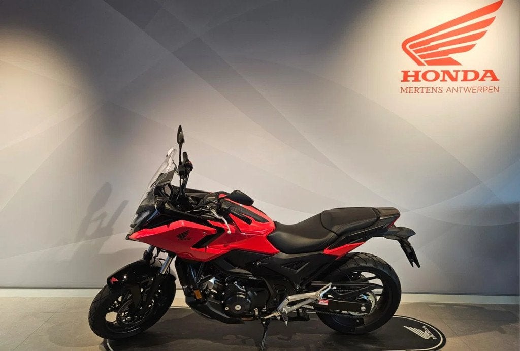 Honda NC750X (année de construction 2025), Motos, 750 cm³, Entreprise, Plus de 35 kW, Autre