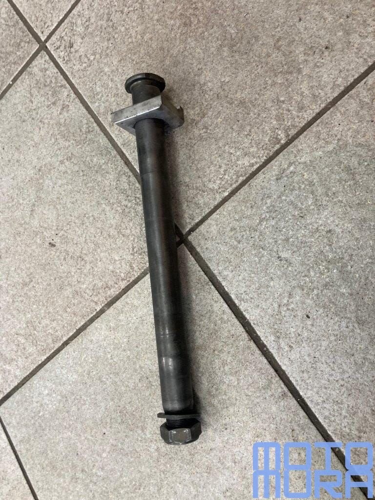 Achteras Yamaha R1 2009 - 2014 RN22 achter as achterwielas a, Motoren, Gebruikt, -, -, Ophalen of Verzenden