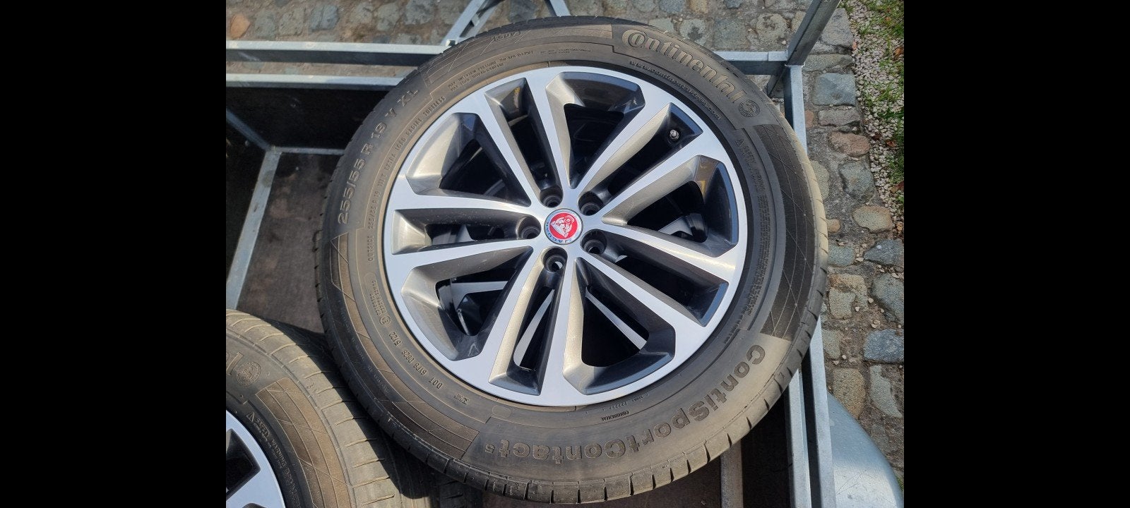 Velgen met nieuwe banden 5x108 19 inch
5x108 19 inch, Enlèvement