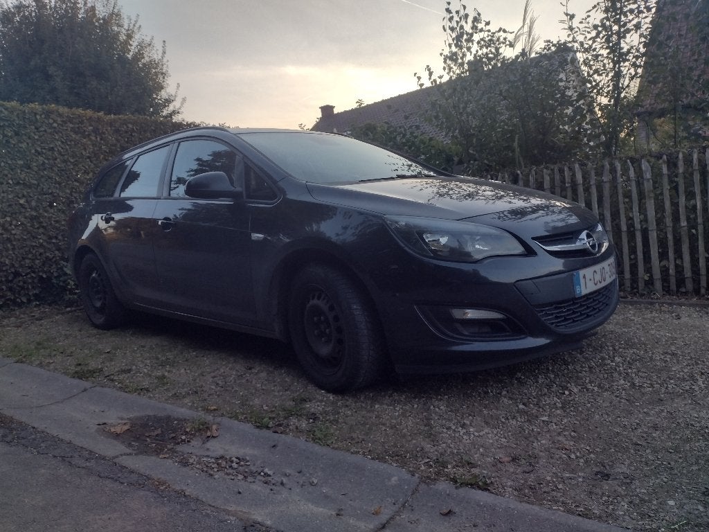 opel astra sports tourer 16.CDTI 2015 Handelaar, Autos, Boîte manuelle, Noir, 5 portes, Particulier