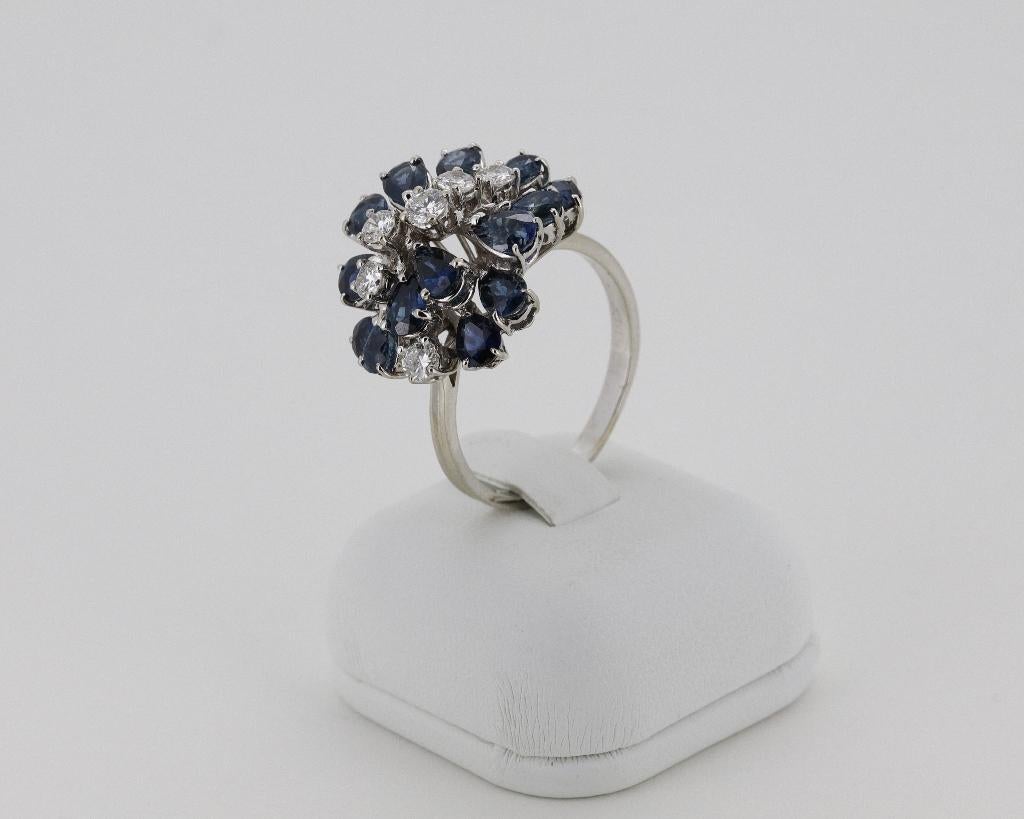18k witgouden cocktailring bezet met diamanten en saffieren, Ophalen, Wit, Zo goed als nieuw, Dame