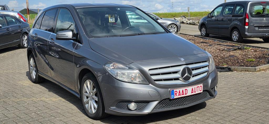 Mercedes-Benz B180 _ 2.0 / 80kw  _ boîte automatique _ cuire, Cuir, Achat, Entreprise, Noir