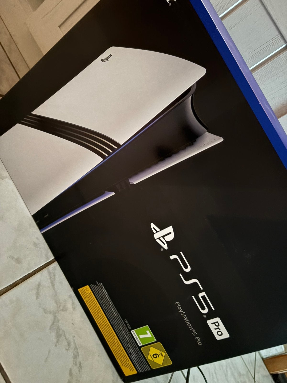 Ps5 pro + extra controller, Ophalen of Verzenden, Zo goed als nieuw