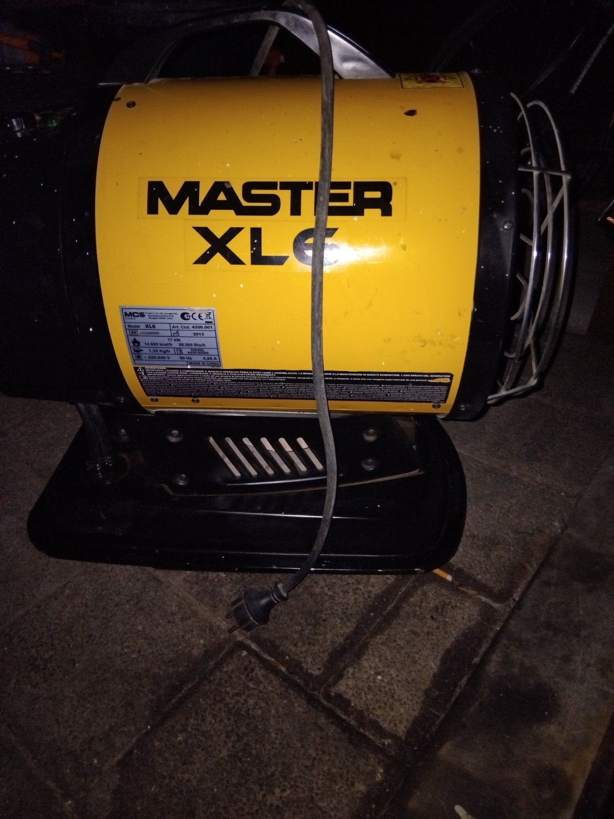 master xl6 diesel infrarood verwarming, Ophalen, Gebruikt