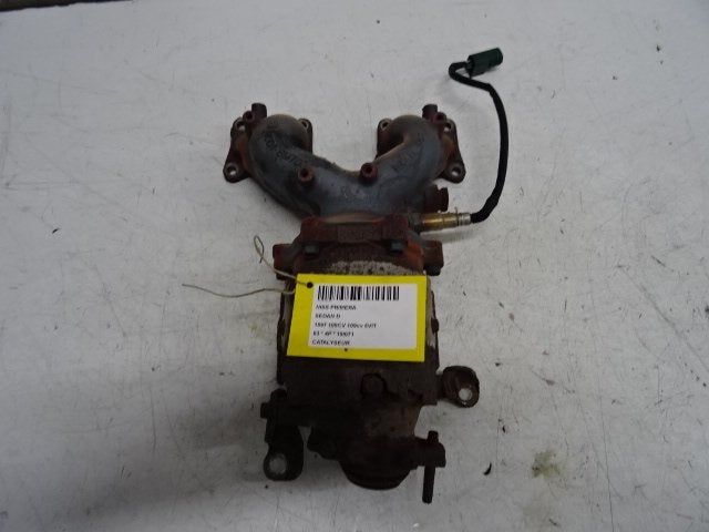 KATALYSATOR Nissan Primera (P12) (01-2002/10-2008), Gebruikt, Nissan