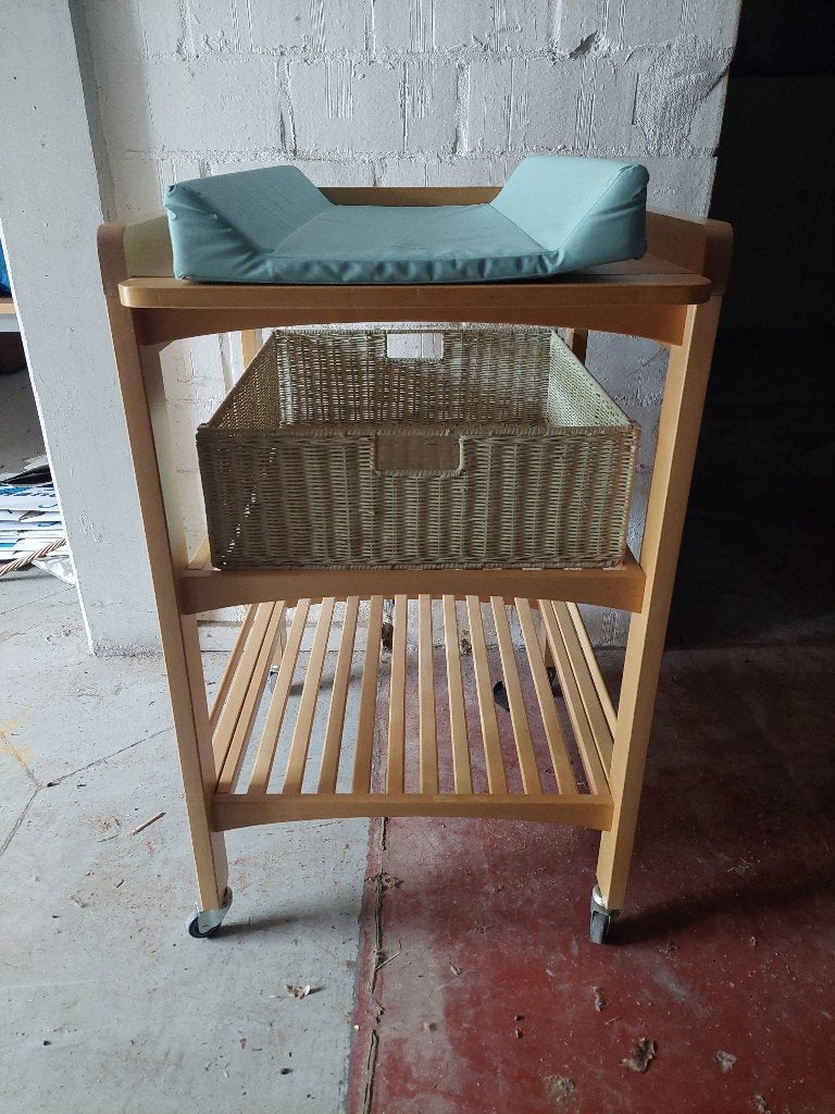 verzorgingstafel met mand en luierkussen, Enlèvement, Utilisé, Autres types, Autres marques