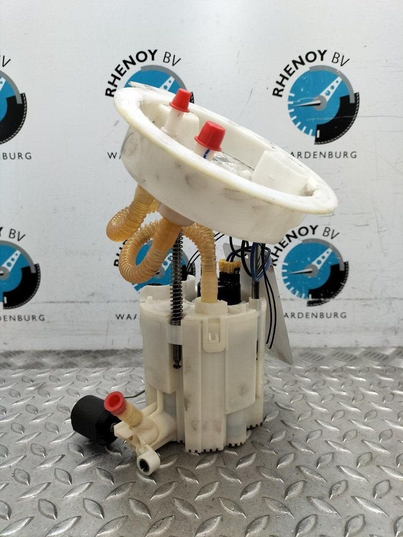 BMW 1 SERIES 116d EDE Business BRANDSTOF POMP (IN TANK)  201, Ophalen of Verzenden, Gebruikt, ARN erkend