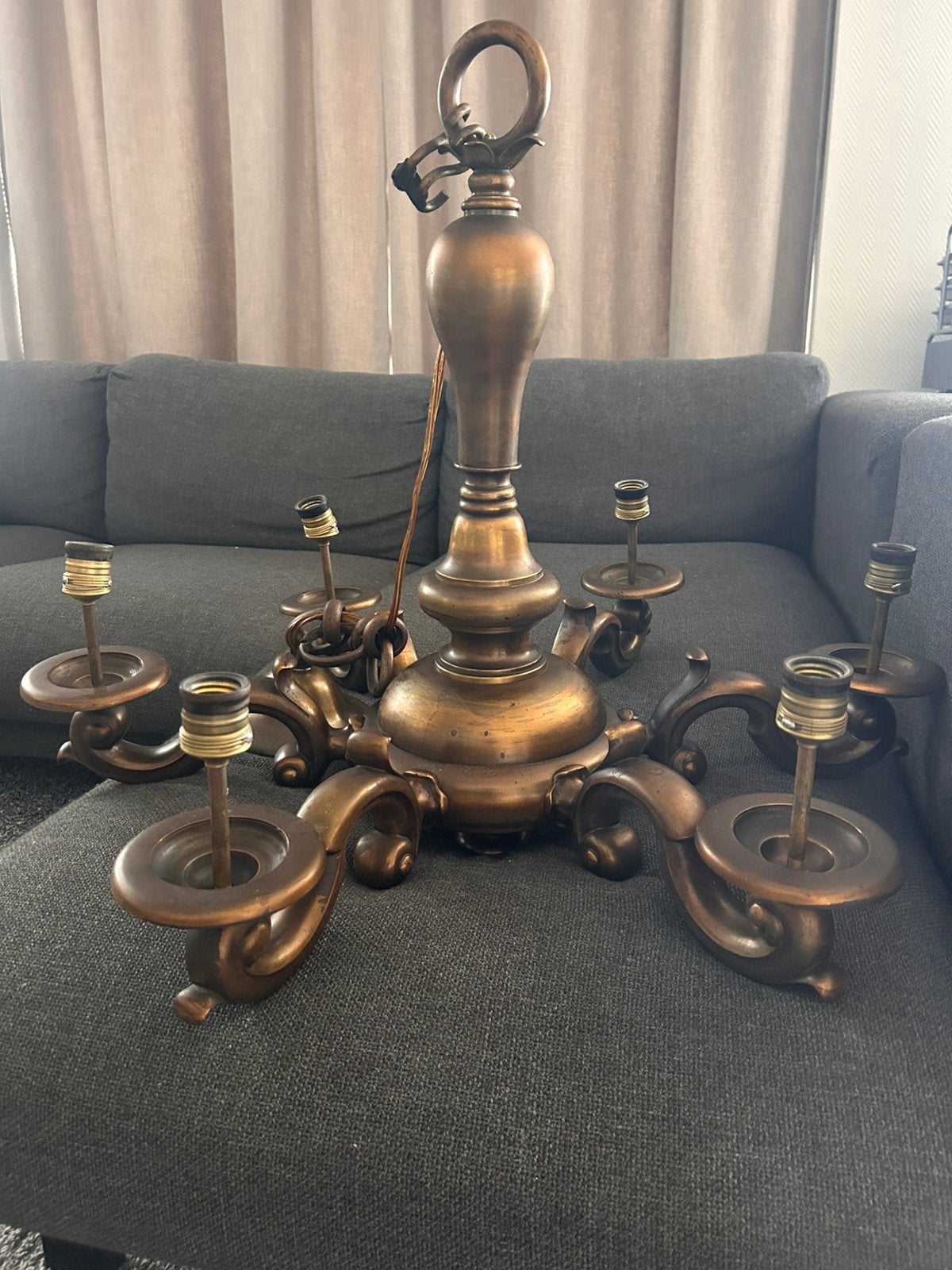 Lustre en Bronze style Hollandais 6 branches, Maison & Meubles, Enlèvement, Comme neuf