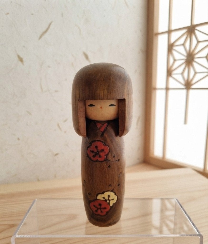 Magnifique Reishun Kokeshi par Usaburo, Antiquités & Art, Art | Art non-occidental, Enlèvement ou Envoi, Japon, Bois, Peint