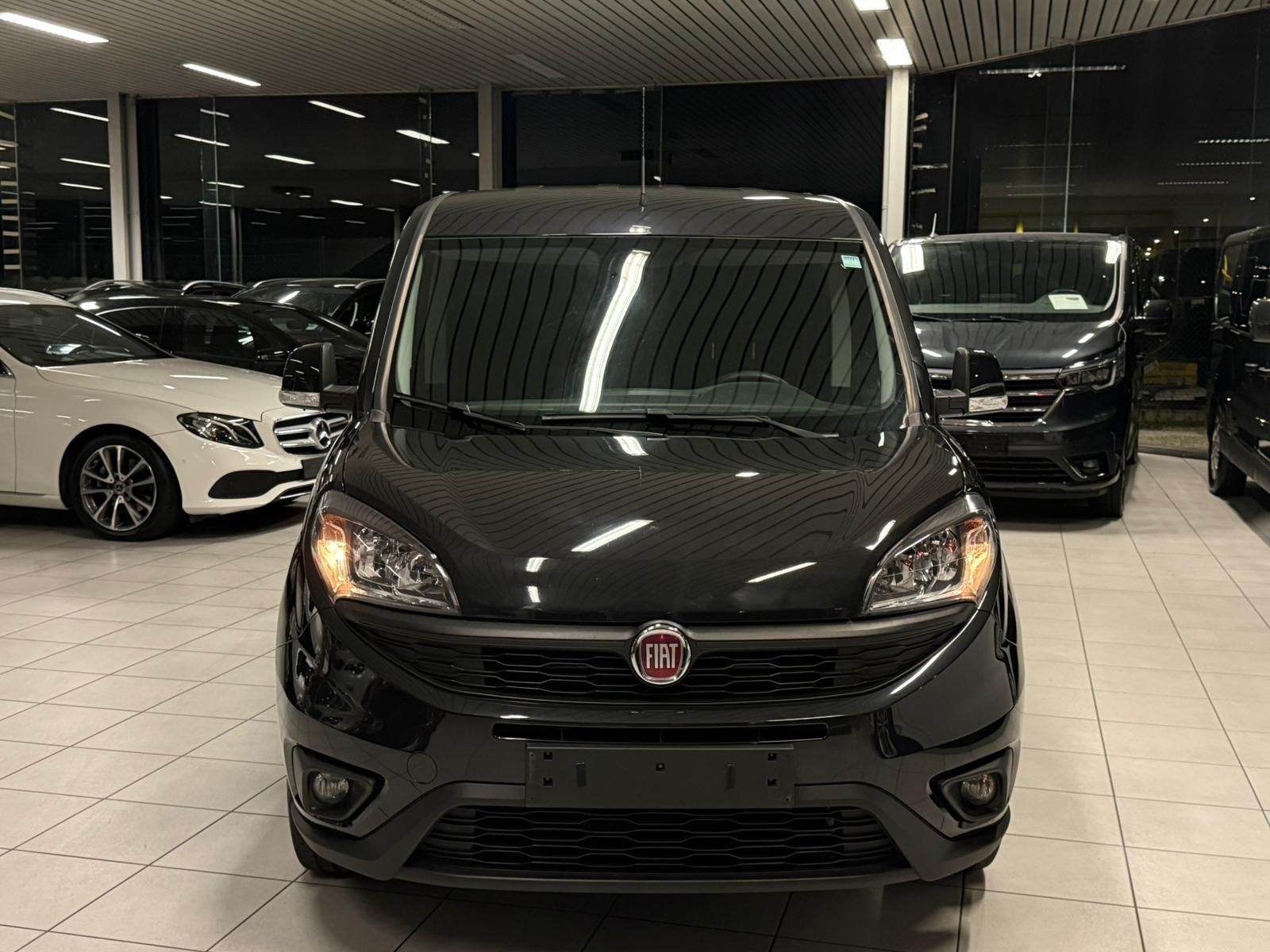 Fiat Doblo Pro Utilitaire 3 Places 1.4i Essence 70kW Euro 6b, Autos, Camionnettes & Utilitaires, 1355 kg, Achat, Euro 6, 3 places
