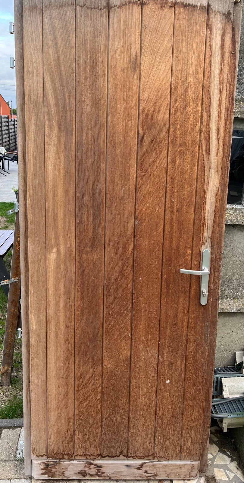 Porte exterieur en bois en tres bonne etat, Ophalen, Zo goed als nieuw