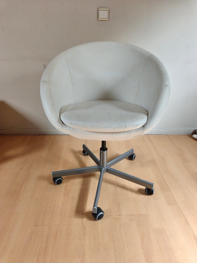 Chaise pivotante Ikea SKRUVSTA, Enlèvement, Utilisé, Blanc, Chaise de bureau