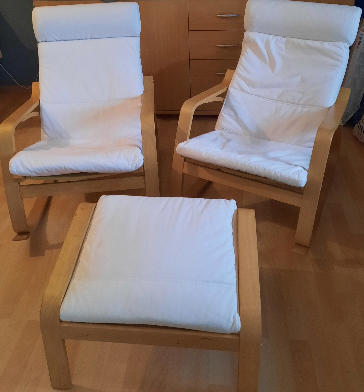 2 fauteuils à bascule "Poang" ikea + repose pied, Enlèvement