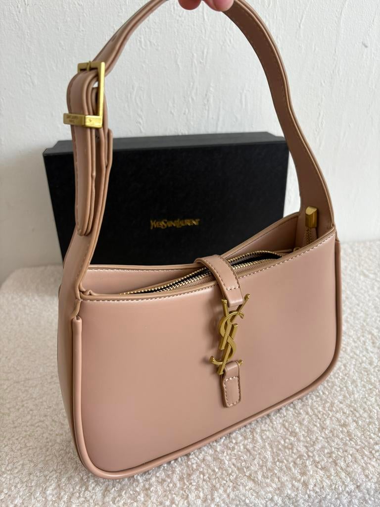 Sac Yves Saint Laurent rose avec étui en cuir YSL, Enlèvement ou Envoi, Neuf, Sac à bandoulière