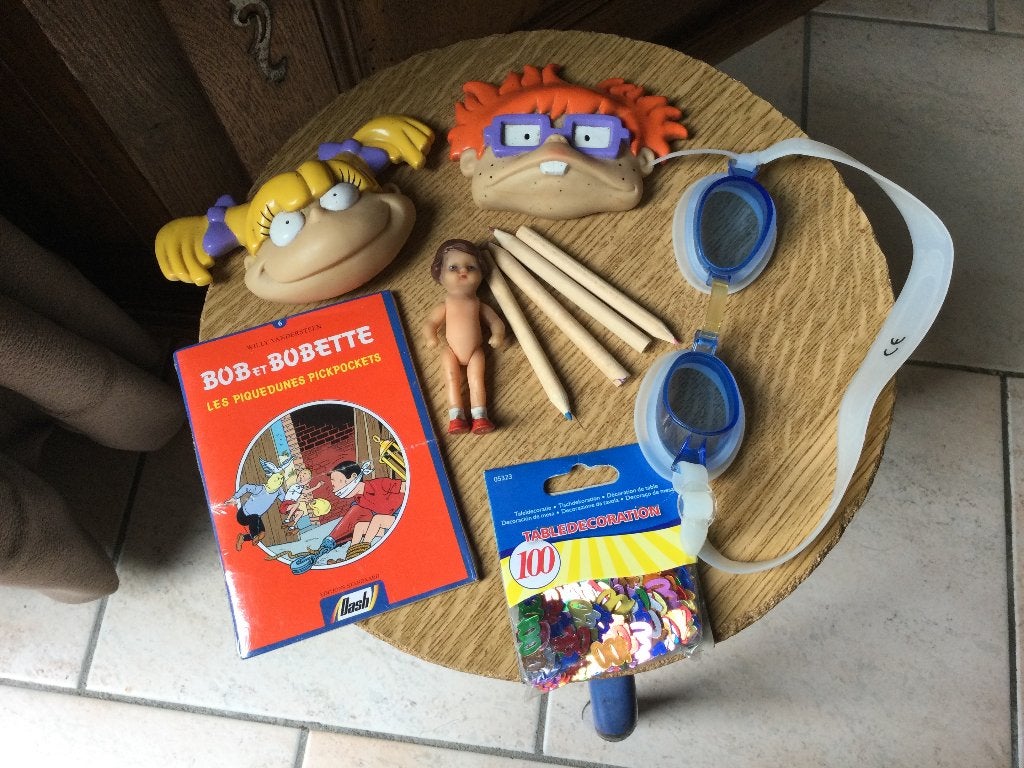 LOT DE JEUX ET D'ACCESSOIRES, Enlèvement ou Envoi