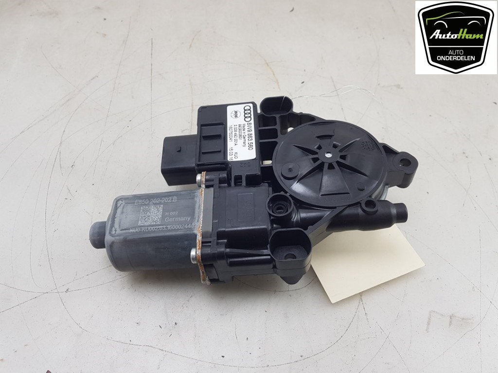 DIVERSEN Audi A4 Avant (B9) (01-2015/10-2019) (|8W9863560|), Gebruikt, Audi