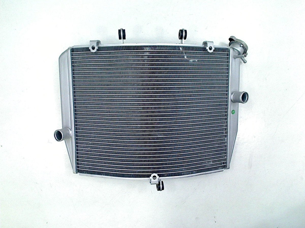 RADIATEUR Kawasaki ZX 6 R 2013-2017 (NINJA ZX-6R ZX636E-F), Motoren, Kawasaki Motors Europe N.V., Gebruikt, Info@kawasaki.eu, Jacobus Spijkerdreef 1-3
2132 PZ  Hoofddorp, JP