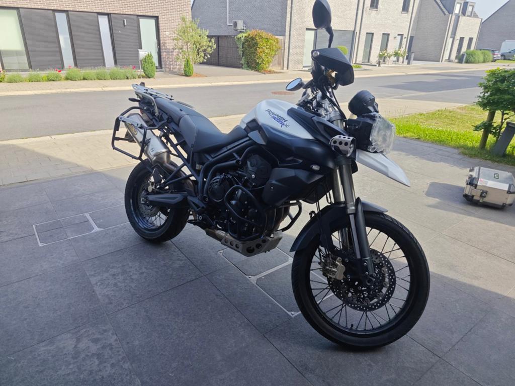 Triumph Tiger 800 xcx