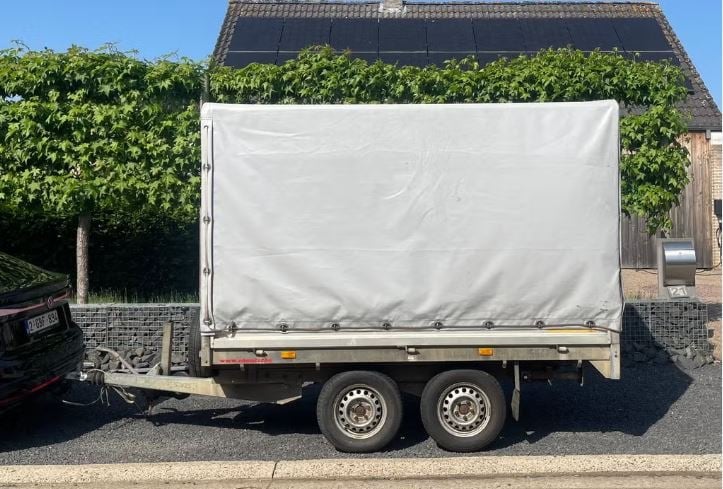 Aanhangwagen Saris, Ophalen, Gebruikt