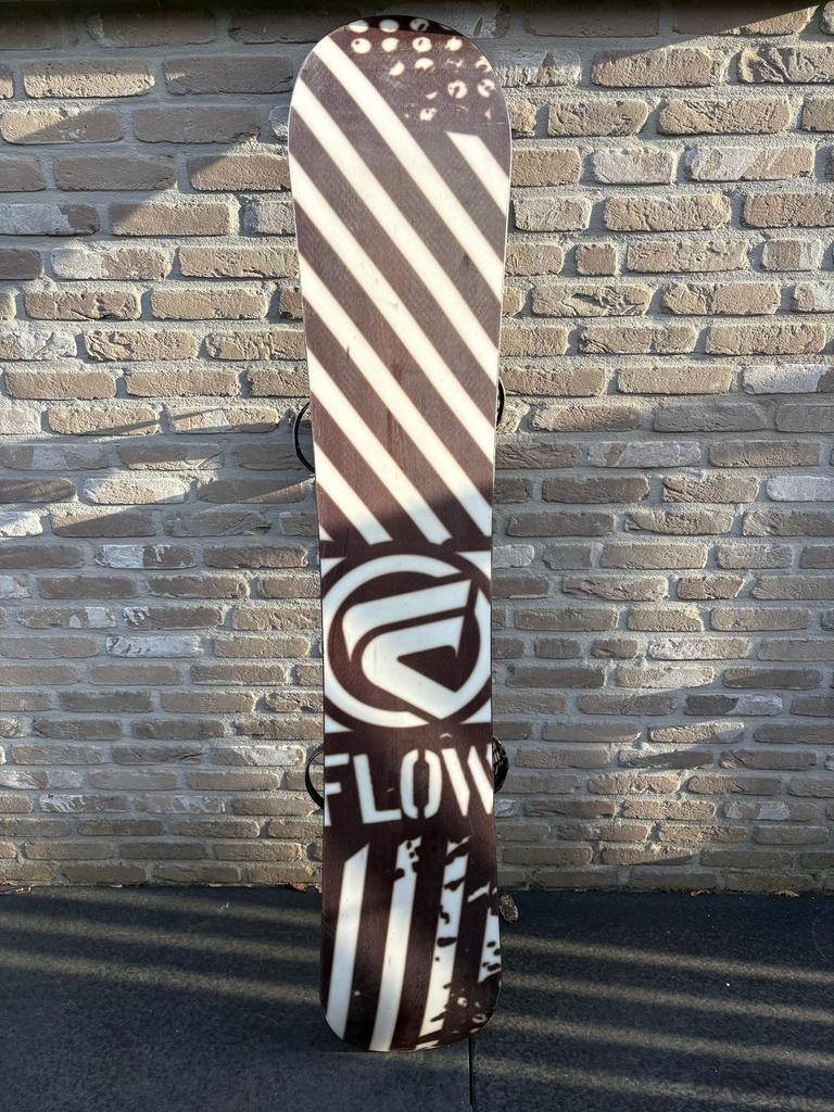 Snowboard Flow Infinite maat 162, Enlèvement, Utilisé, Planche