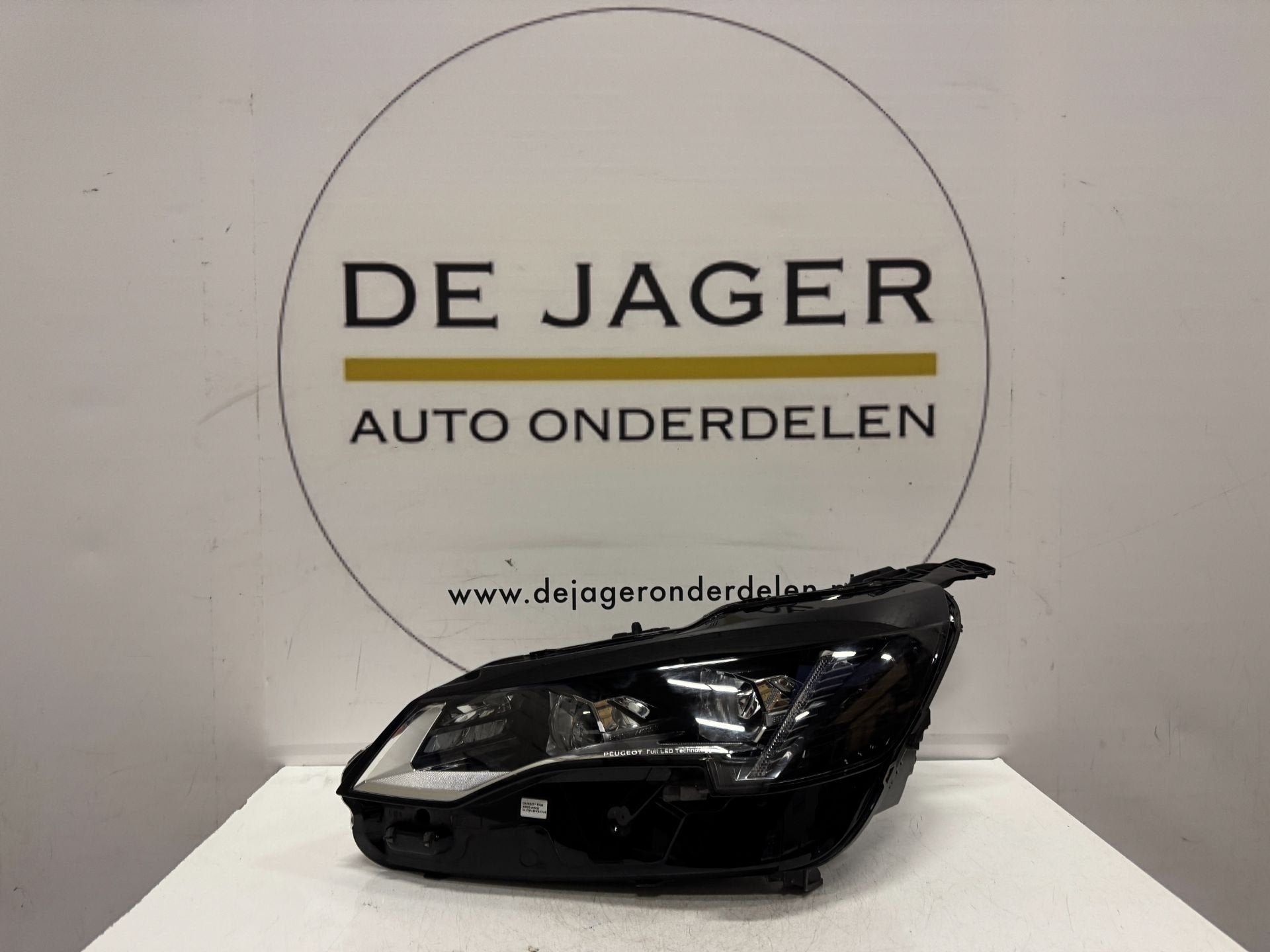 PEUGEOT 3008 5008 FACELIFT LED TECHNOLOGY KOPLAMP 9836230680, Taurusavenue 1
2132 LS  Hoofddorp, NL, Gebruikt, Contact.group@renault.com