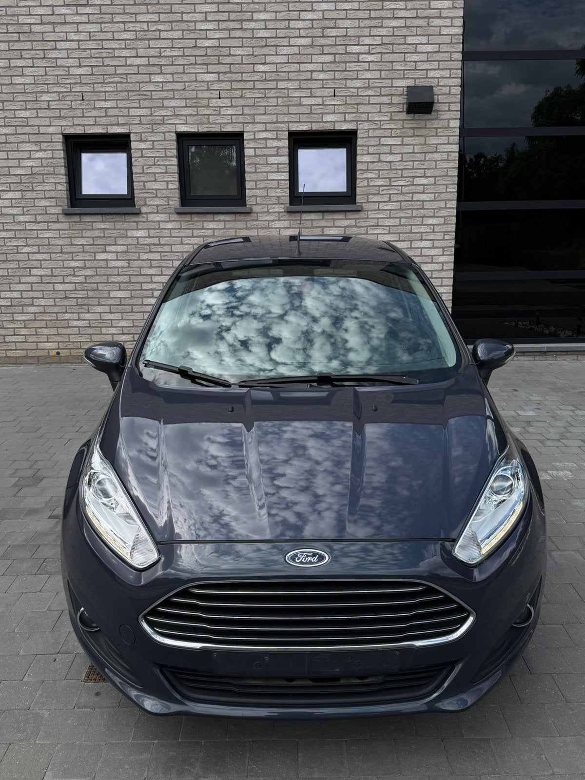 Ford Fiesta 1.0 Benzine Éconetic GEKEURD VOOR VERKOOP!, Auto's, Particulier, Fiësta, Parkeersensor, Onderhoudsboekje