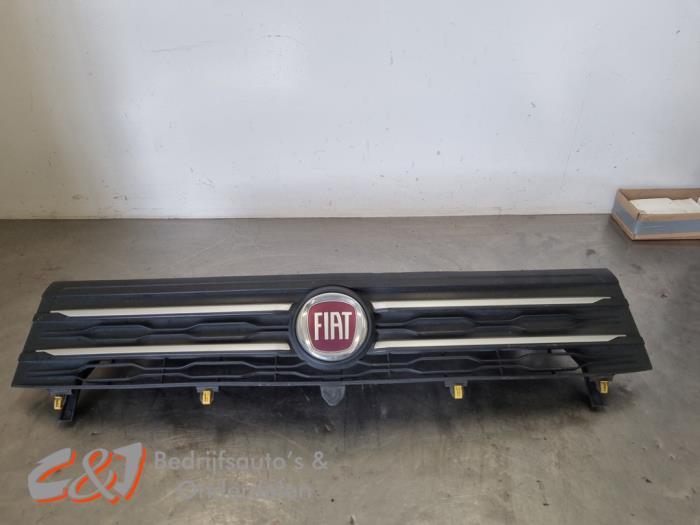 Grille van een Fiat Talento, Auto-onderdelen, Gebruikt, -, -, Ophalen of Verzenden