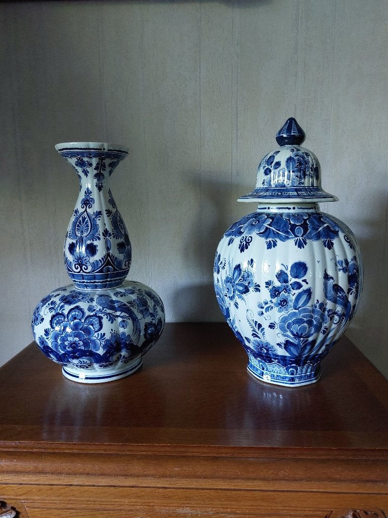 Delft blauw vazen en bord, Antiek en Kunst, Ophalen