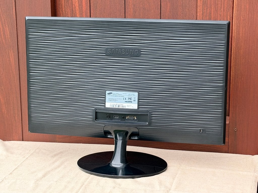 Samsung 24" LED Scherm, Computers en Software, HDMI, Zo goed als nieuw, LED, Ophalen