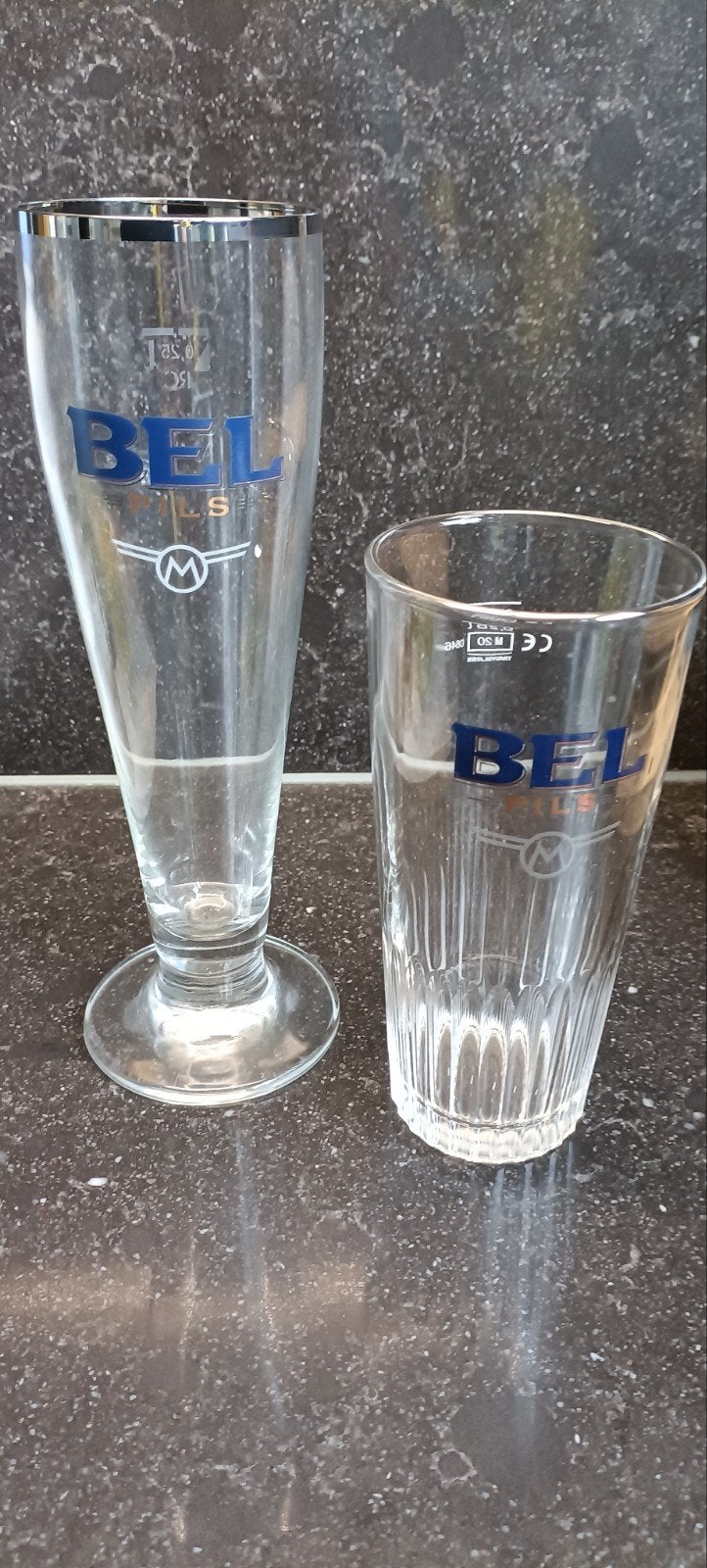 2 Bierglazen Bel pils br. Duvel Moortgat Breendonk, Verzamelen, Ophalen of Verzenden
