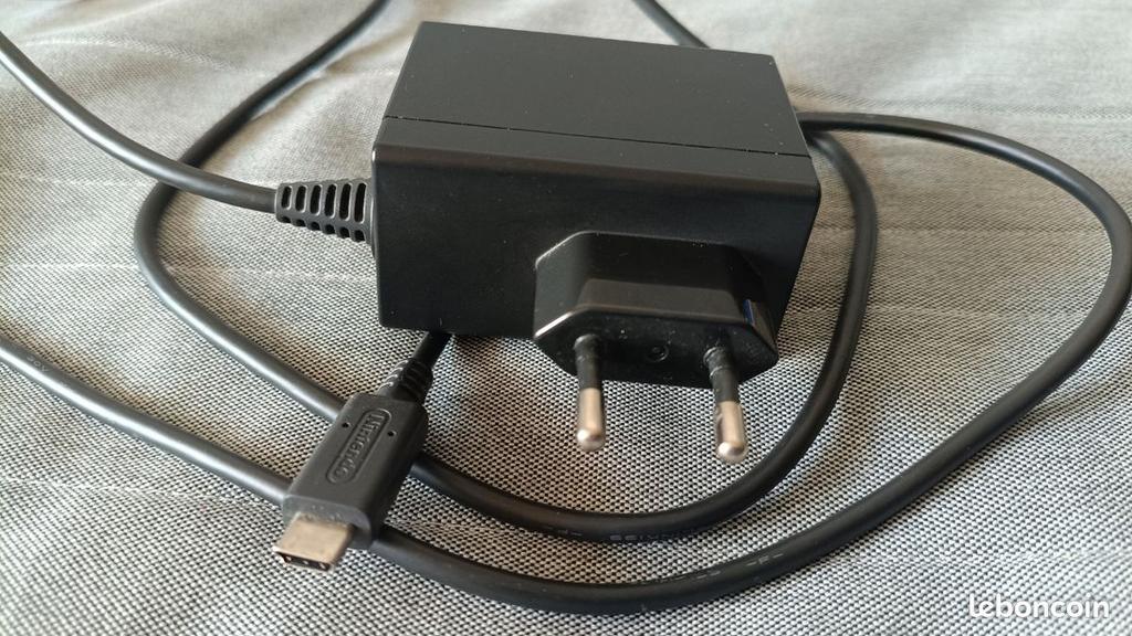 Chargeur nintedo switch, Enlèvement, Comme neuf