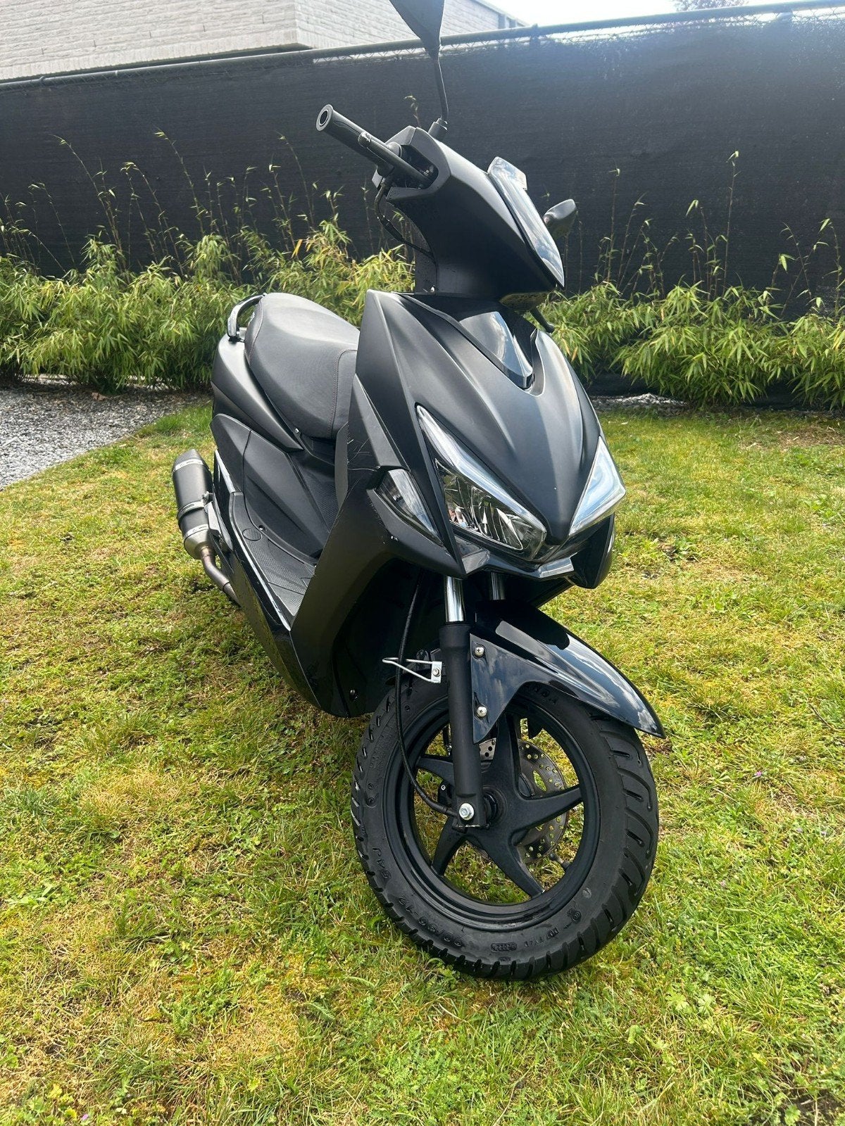 GTS Sirocco B-Klasse -3968km-2023-zwart, Vélos & Vélomoteurs, Scooters | Yamaha, Enlèvement