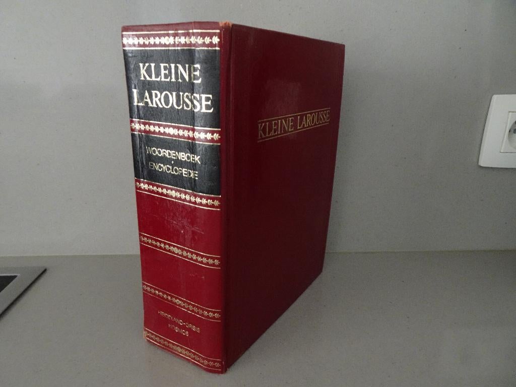 Kleine Larousse, Boeken, Ophalen