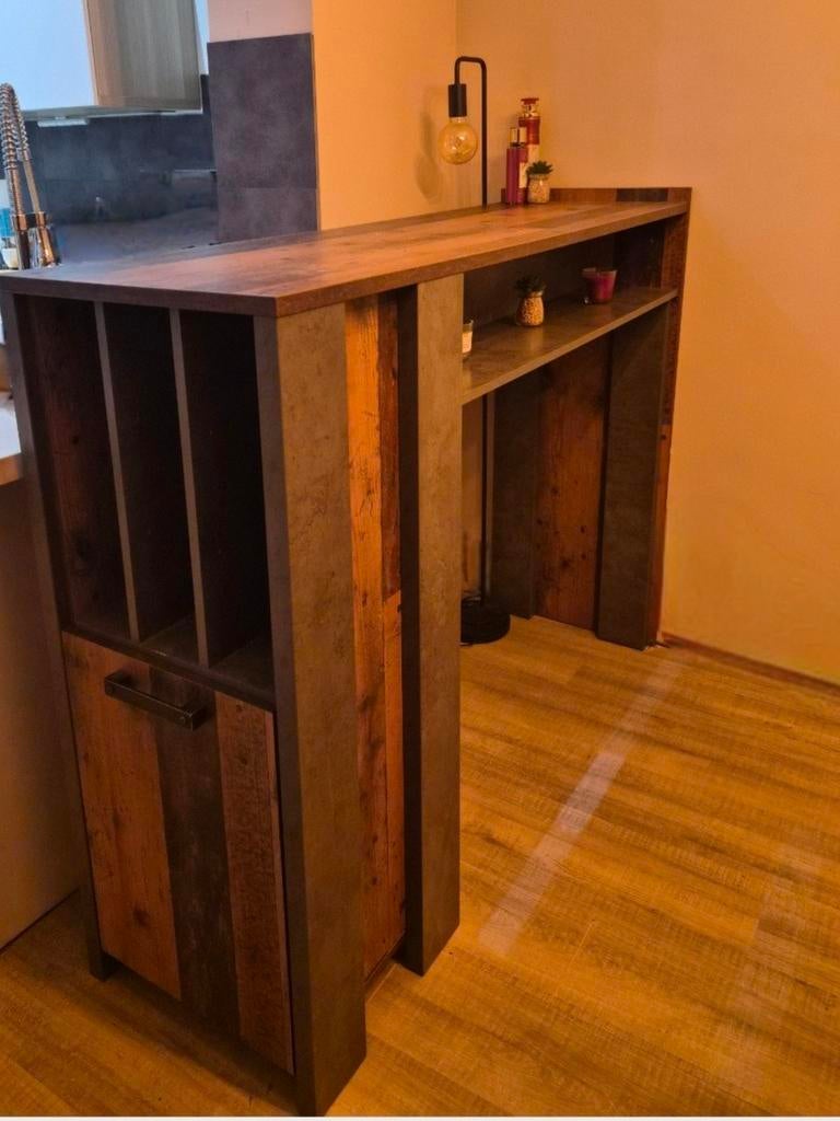 Hoge bar tafel Weba, Ophalen