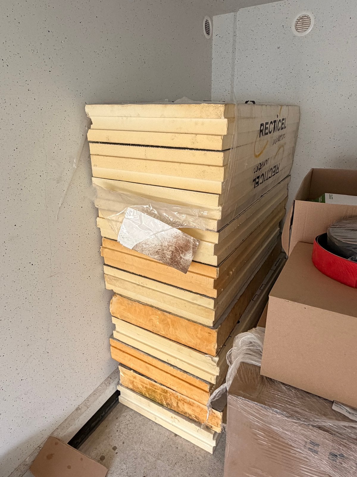 Isolatie 14 cm Recticel, Doe-het-zelf en Bouw, Isolatie en Afdichting, Ophalen, Nieuw