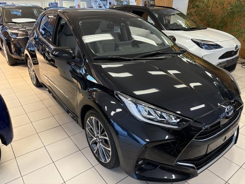 Toyota Yaris ELEGANT, 5 portes, Automatique, Yaris, https://public.car-pass.be/vhr/fe444bff-3fb7-46c2-9bf0-c3241876e056