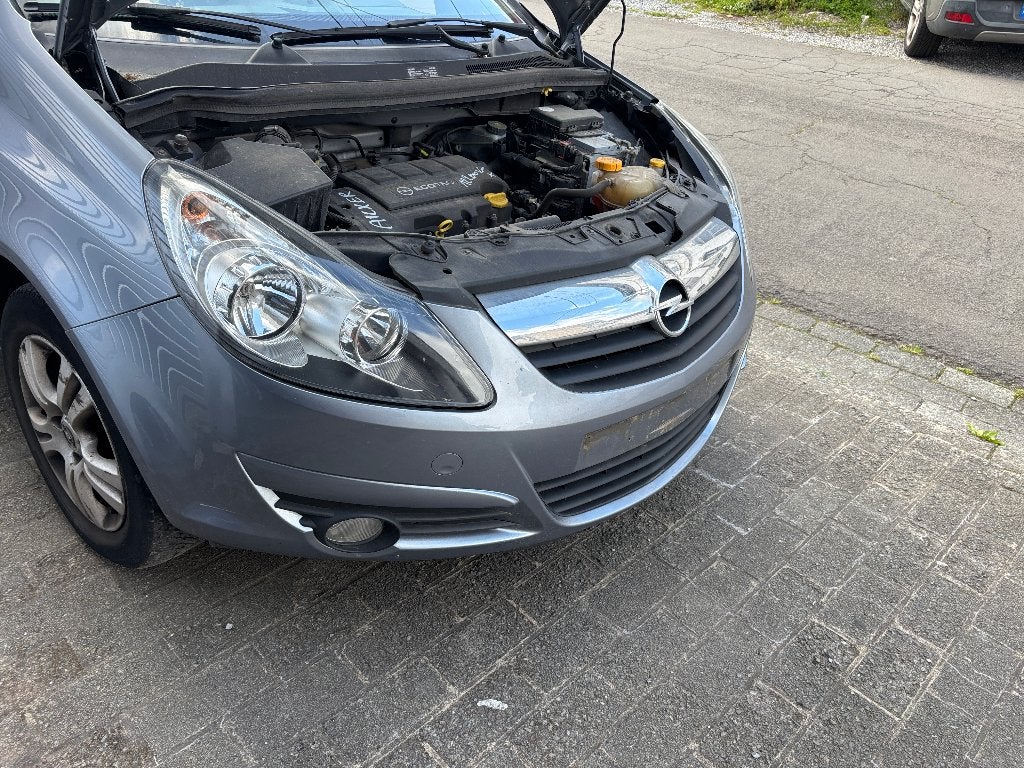 PARE CHOC AVANT OPEL CORSA D PHASE 1, Pare-chocs, RUE BRIGADE PIRON 307, Enlèvement, Utilisé