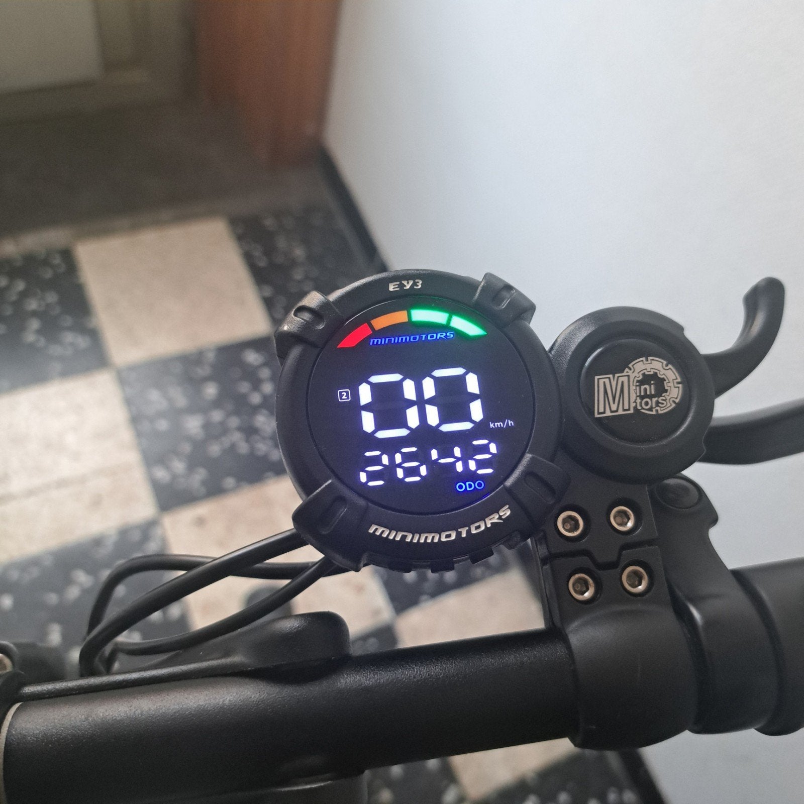 Dualtron mini spécial avec pneu arrière anti creve, Enlèvement