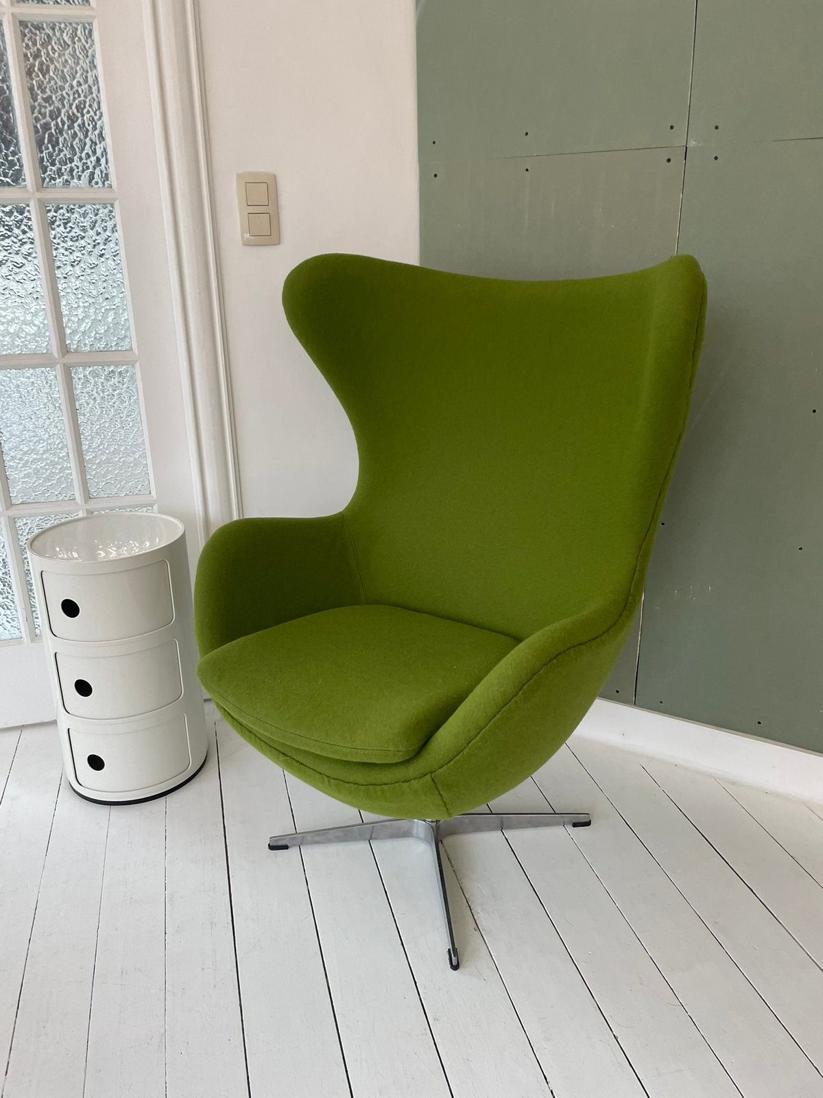 Replique fauteuil egg, Enlèvement, Comme neuf, Tissus