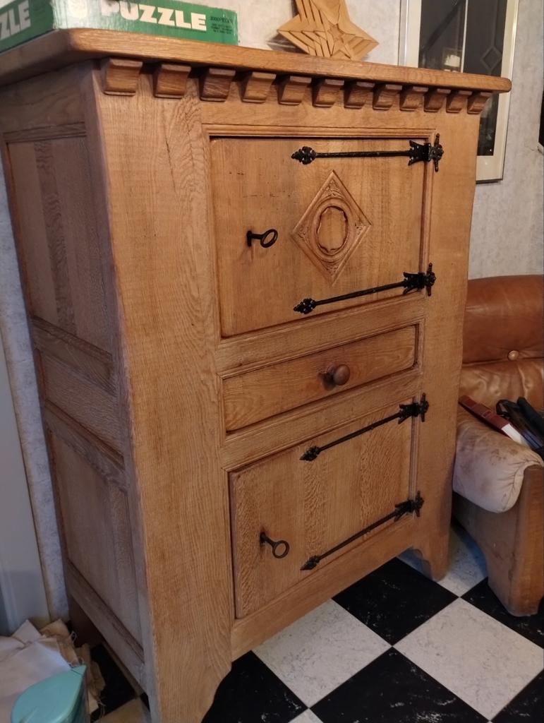 Massief eiken meubel, Antiek en Kunst, Antiek | Meubels | Kasten, Ophalen