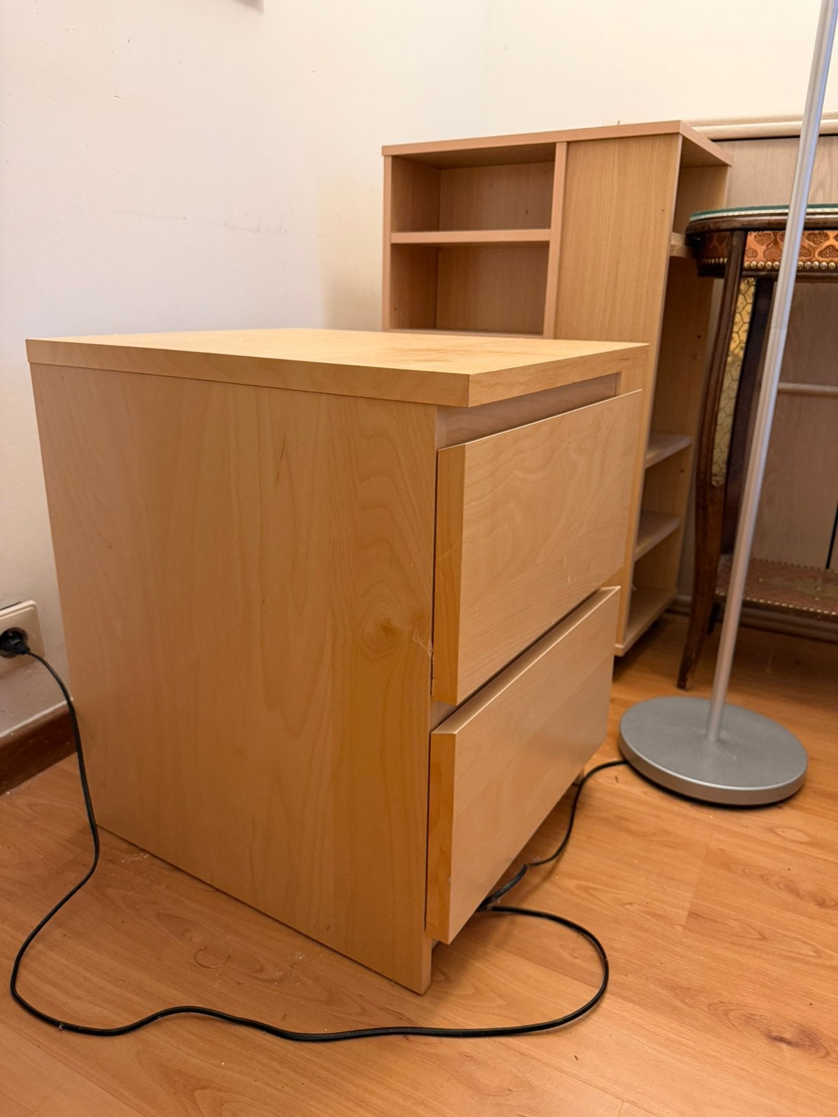 MALM STORKLINTA dressoir met 2 laden beige IKEA nachtkastje, Ophalen, Minder dan 45 cm, Zo goed als nieuw, Minder dan 55 cm