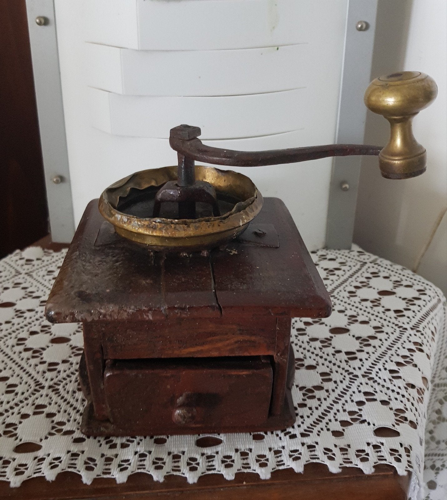 Ancien moulin à café, Enlèvement