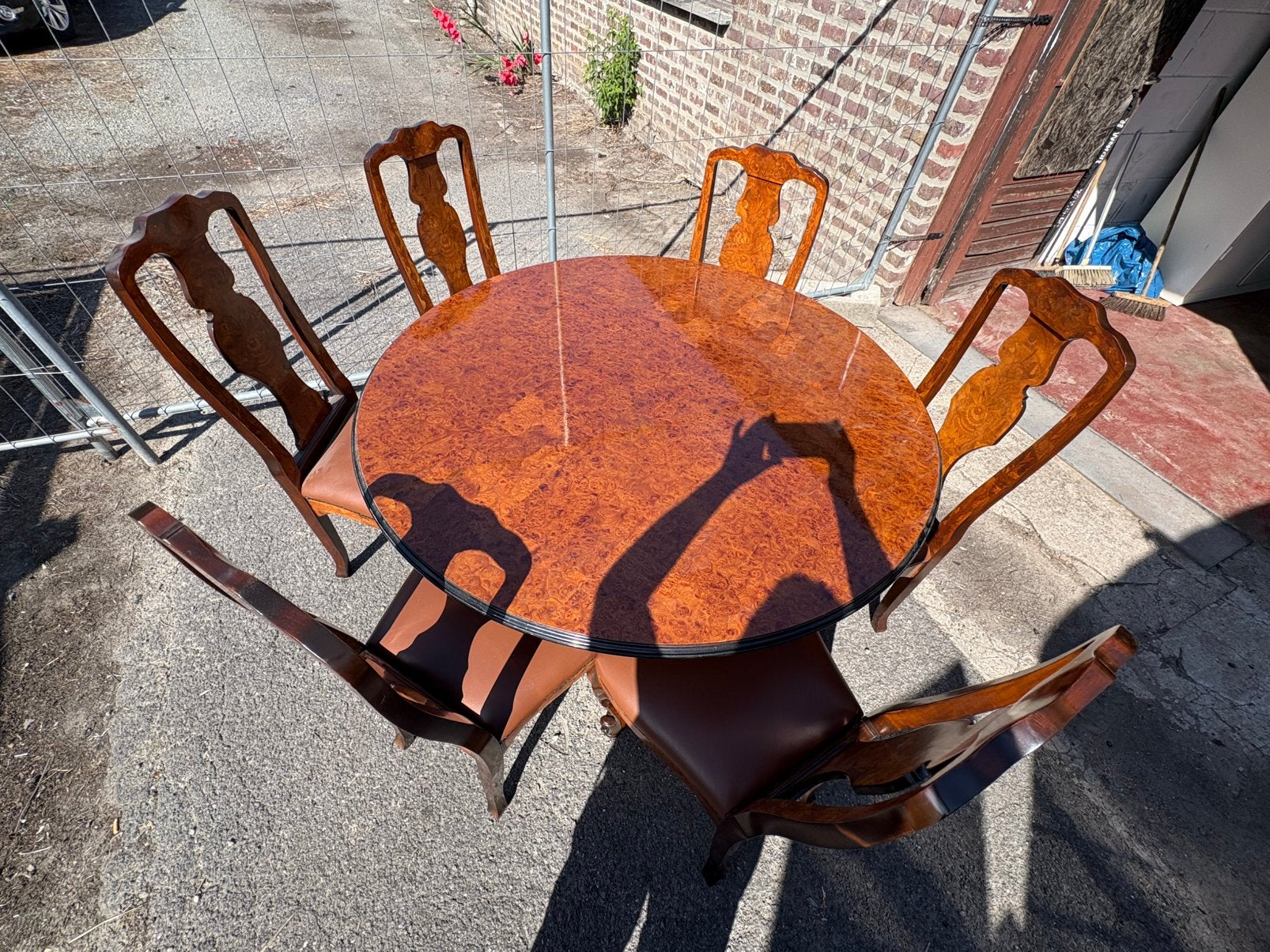 Prachtige eettafel met stoelen, Huis en Inrichting, Ophalen