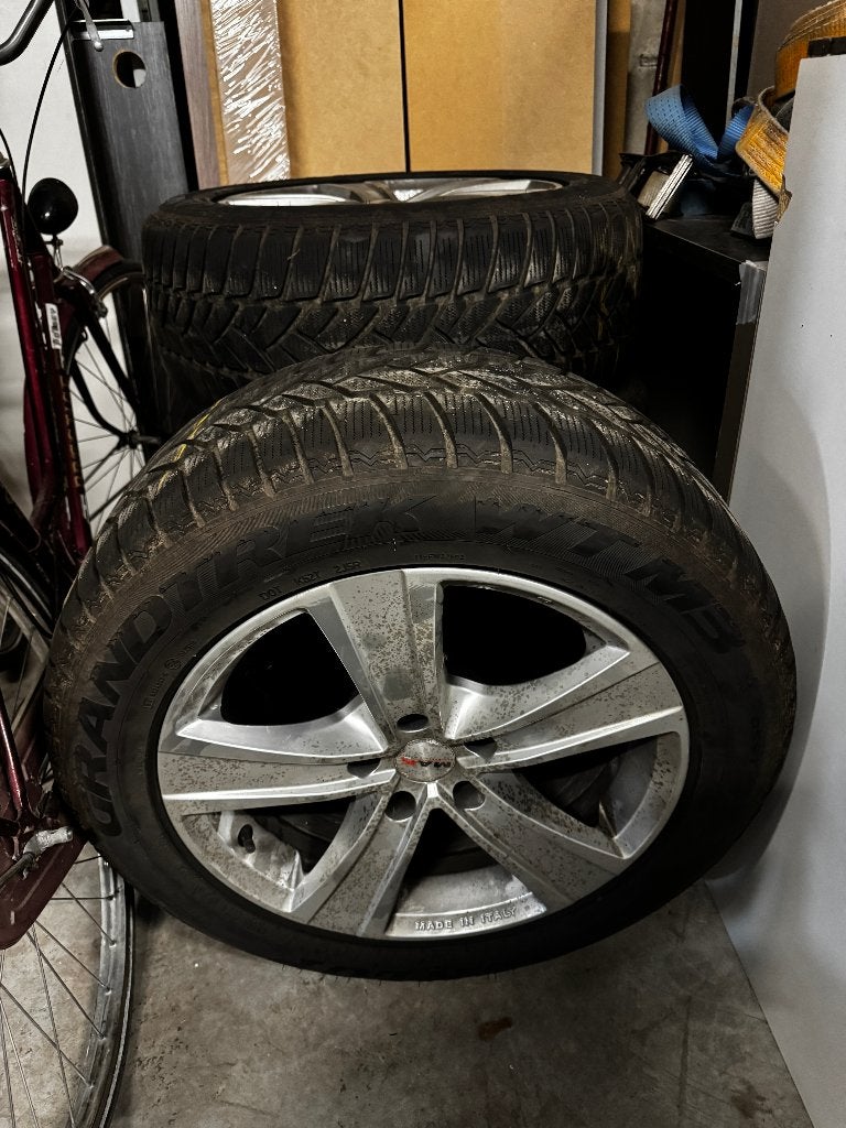 4 MAX lichtmetalen velgen 18" met winterbanden 225/55 R18, Pneus hiver, Véhicule de tourisme, 18 pouces, Enlèvement
