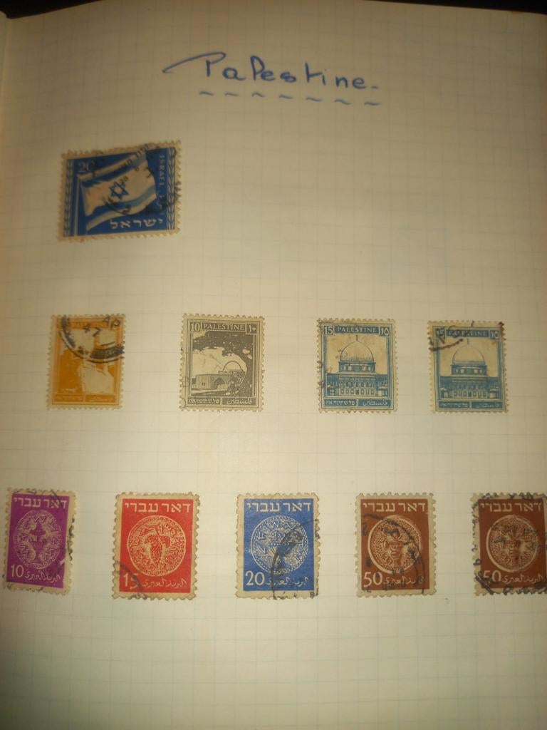 +/- 300 timbres anciens 1930 1970, Enlèvement