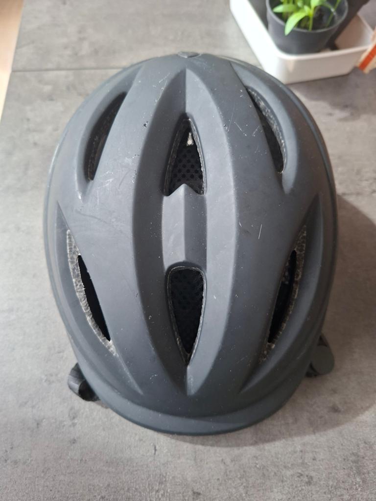 Kinderhelm urban iki, Fietsen en Brommers, Ophalen