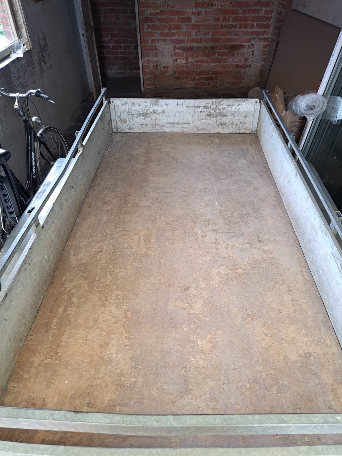 Te koop: Geremde aanhangwagen – MTM 2000 kg, Auto diversen, Aanhangers en Bagagewagens, Ophalen of Verzenden, Zo goed als nieuw
